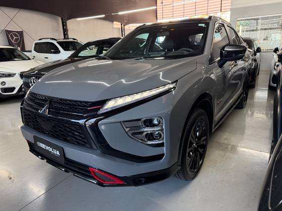 MITSUBISHI ECLIPSE CROSS 1.5 MIVEC TURBO GASOLINA HPE BLACK CVT MITSUBISHI ECLIPSE CROSS 1.5 MIVEC TURBO GASOLINA HPE BLACK CVT